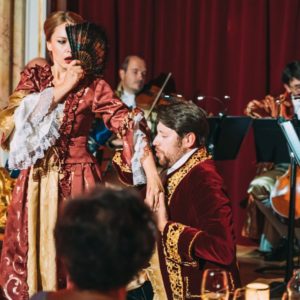 mozart dinner prague singer